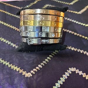 1x Love Bracelet in Gold and Silver 18k gold plated stainless steel